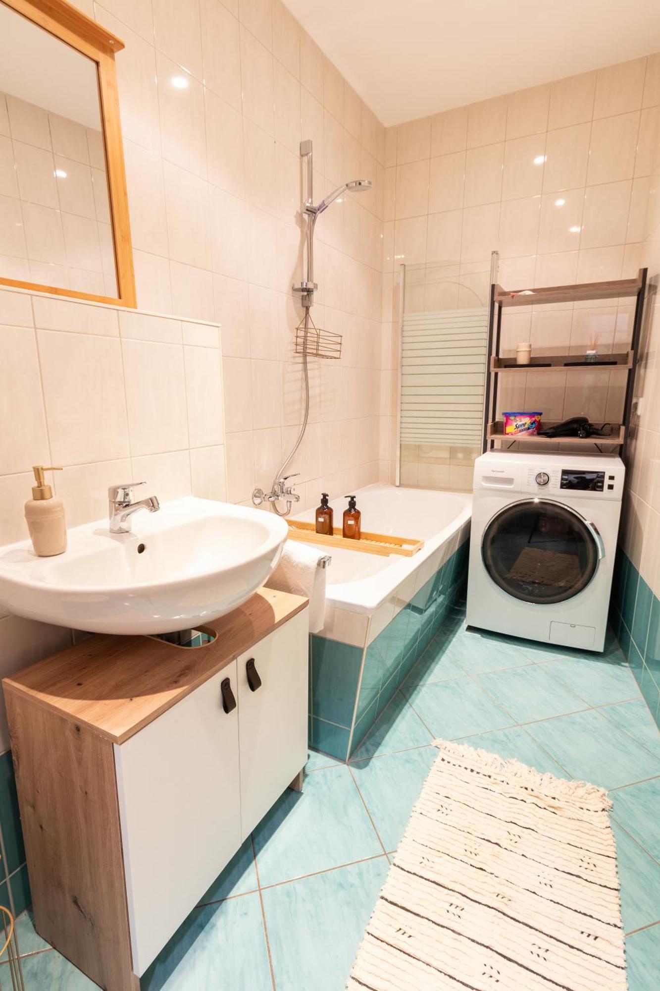Stadtnatur Apartment Am Kuechwald - Mit Balkon, Streaming-Tv, Badewanne, Arbeitsplatz Chemnitz Eksteriør billede