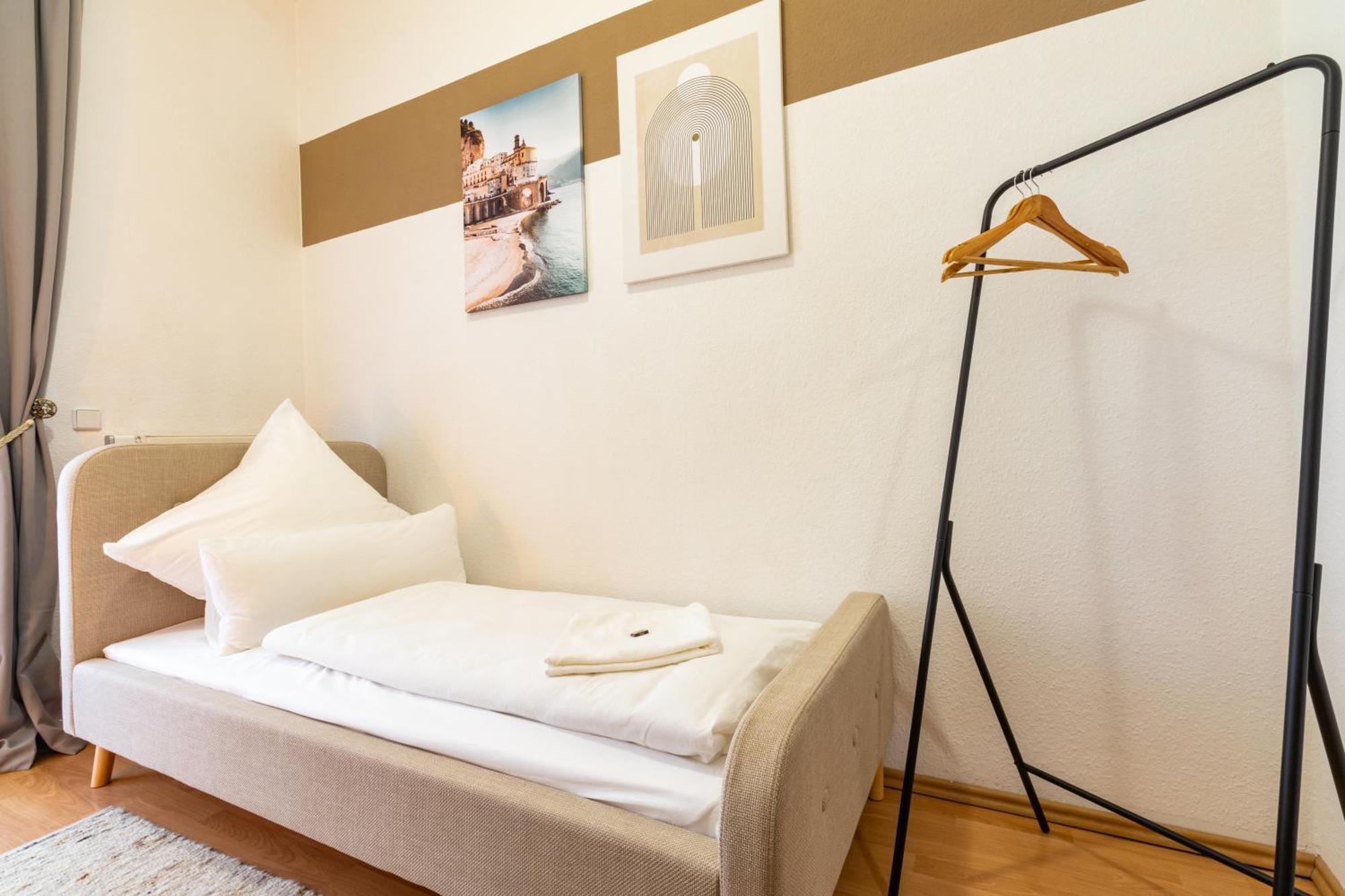 Stadtnatur Apartment Am Kuechwald - Mit Balkon, Streaming-Tv, Badewanne, Arbeitsplatz Chemnitz Eksteriør billede